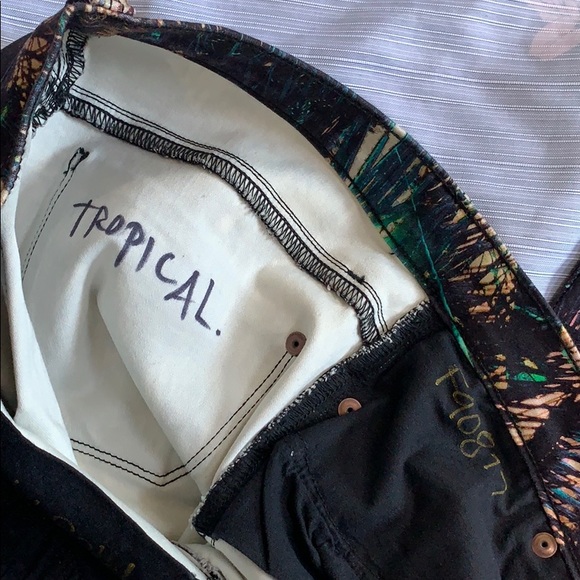 Genetic Denim Tropical Print Skinny Jeans - Picture 5 of 6